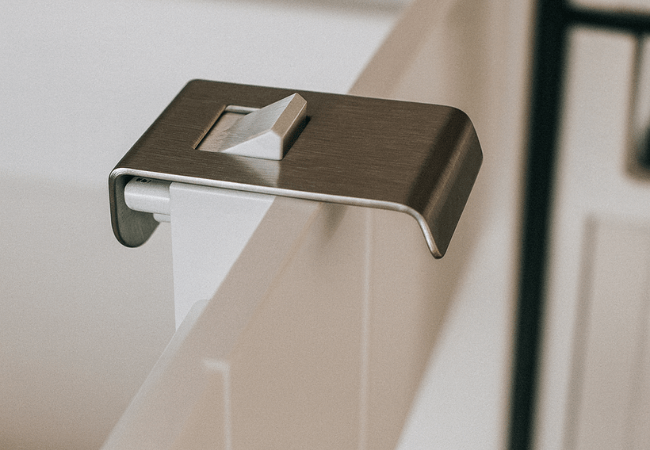 Zelfvergrendelende ladegrepen