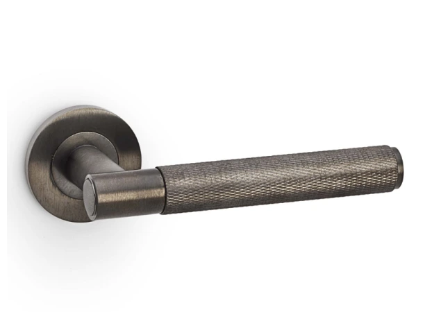 Deurkruk Knurled 'Spitfire' - PVD Antraciet - Rond rozet Ø50mm - AW220DBZPVD