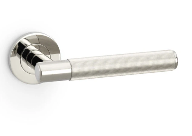 Deurkruk Reeded 'Spitfire' - PVD Gepolijst nikkel - Rond rozet Ø50mm - AW222PNPVD