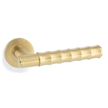 Deurkruk Bamboo 'Spitfire' - PVD Mat messing - Rond rozet Ø50mm